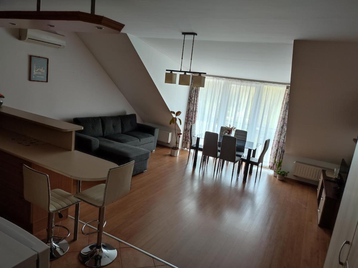 Larix Apartman Sárvár Exterior foto